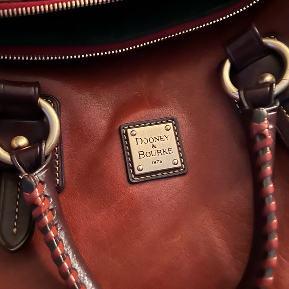 Dooney & Bourke Stanwich Satchel ♥️ ♥️ - Picture 3 of 10